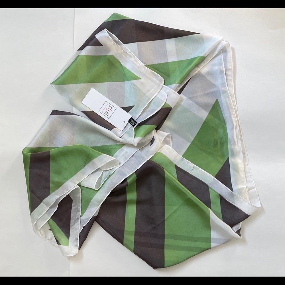 Green, black and white shawl